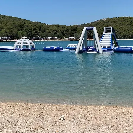 Mobilehome Magellan Holiday park Jezera